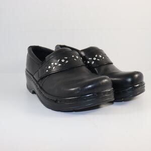 Klogs Footwear Women's Black Leather Slip-On Clogs – Size 8.5